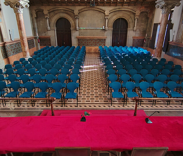 aula magna seminari conciliar de barcelona4